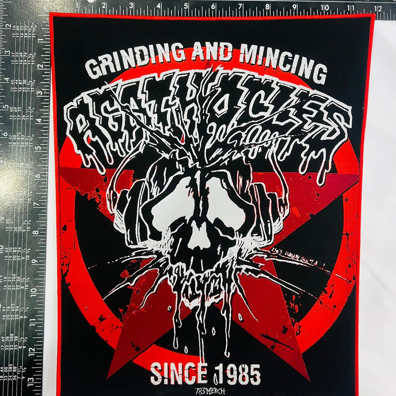agathocles-grinding-mincing-backpatch-tiss-bordure-noire image 5