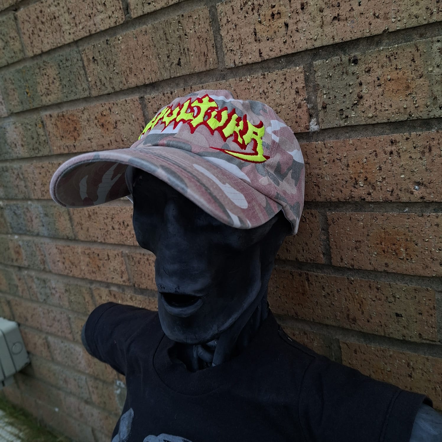 sepultura-old-logo-dad-cap-camo-rose-phosphorescent image 3