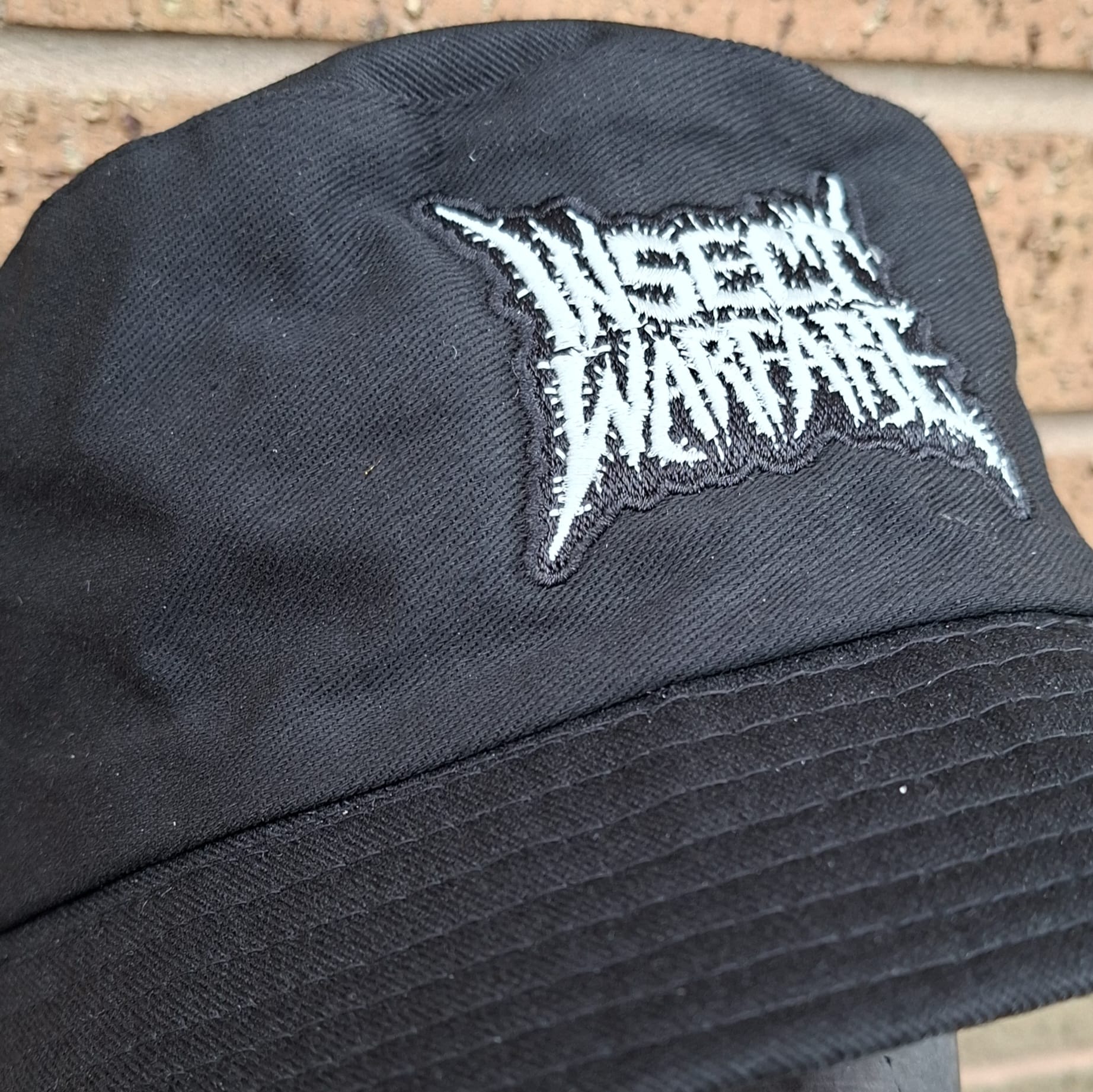 insect-warfare-logo-bob-bucket-hat-gris-phosphorescent image 4
