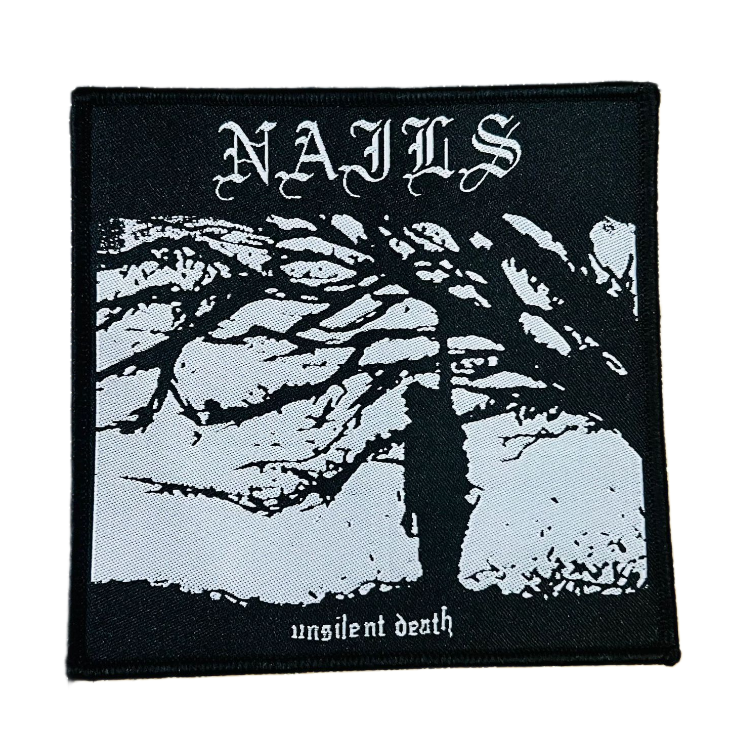 nails-unsilent-death-petit-patch-tiss-bordure-noire image 3