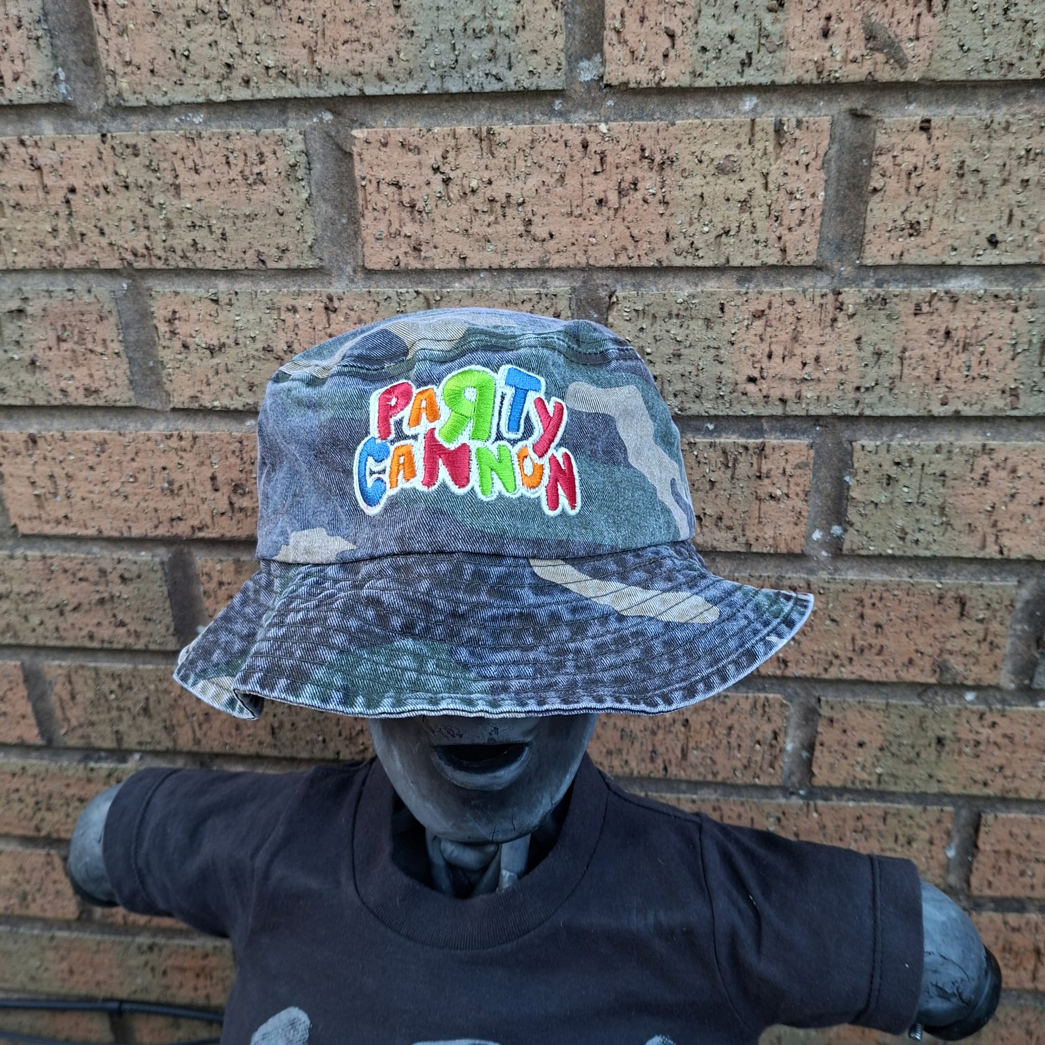 party-cannon-logo-glow-bob-camo-vert-phosphorescent image 3