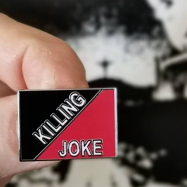 killing-joke-logo-pin-mail-badge-m-tal-26mm image 1