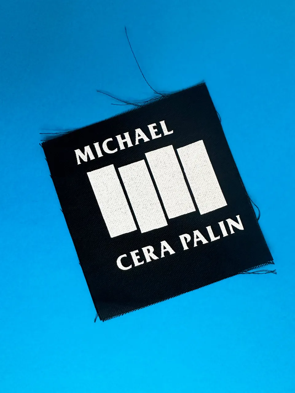 michael-cera-palin-summer-2024-cusson-tissu-s-rigraphi image 1