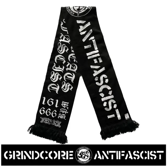 grindcore-antifascist-charpe-supporter-double-face-140-cm image 1
