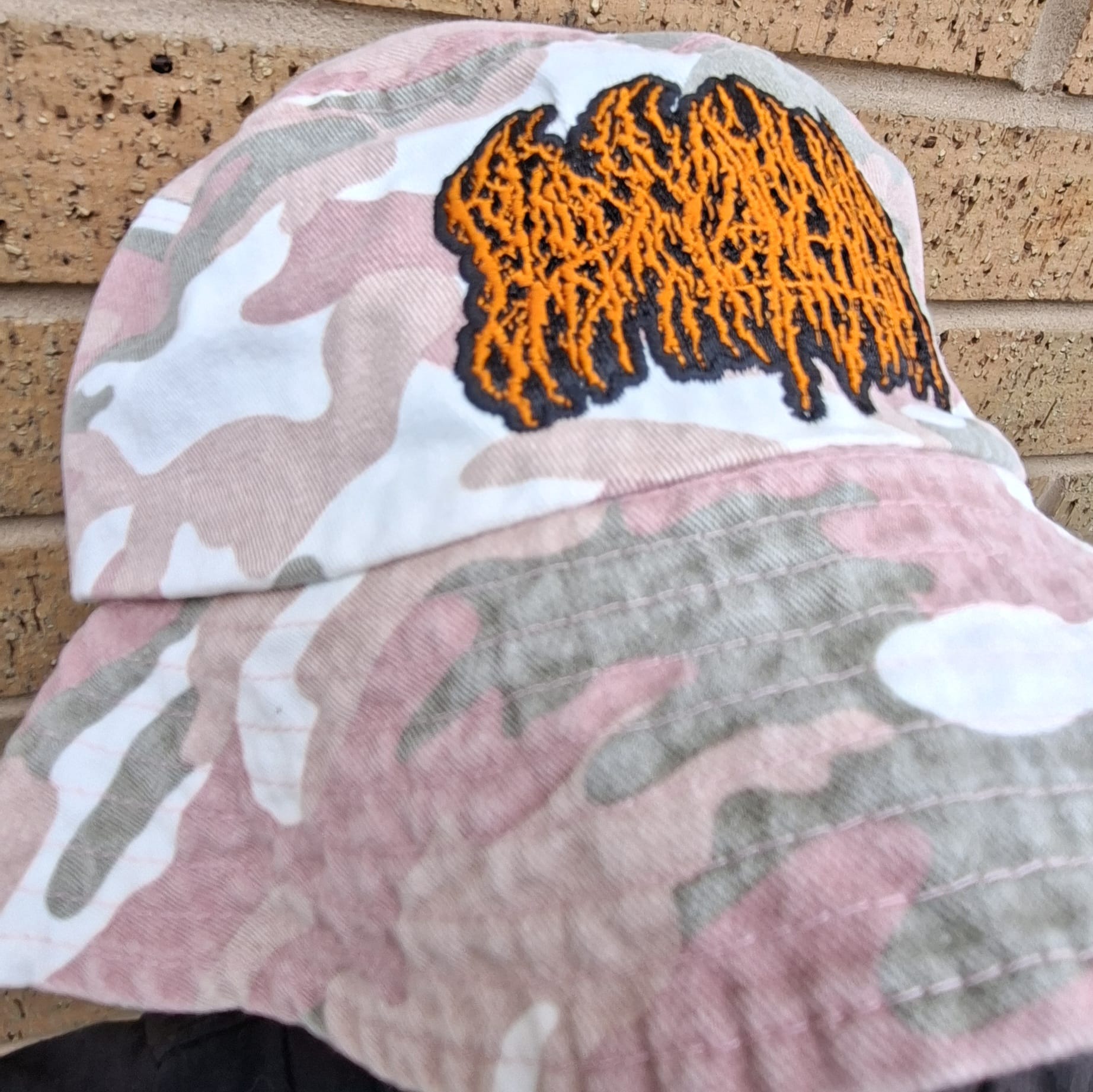 blood-incantation-logo-bucket-hat-pink-camo-orange image 3