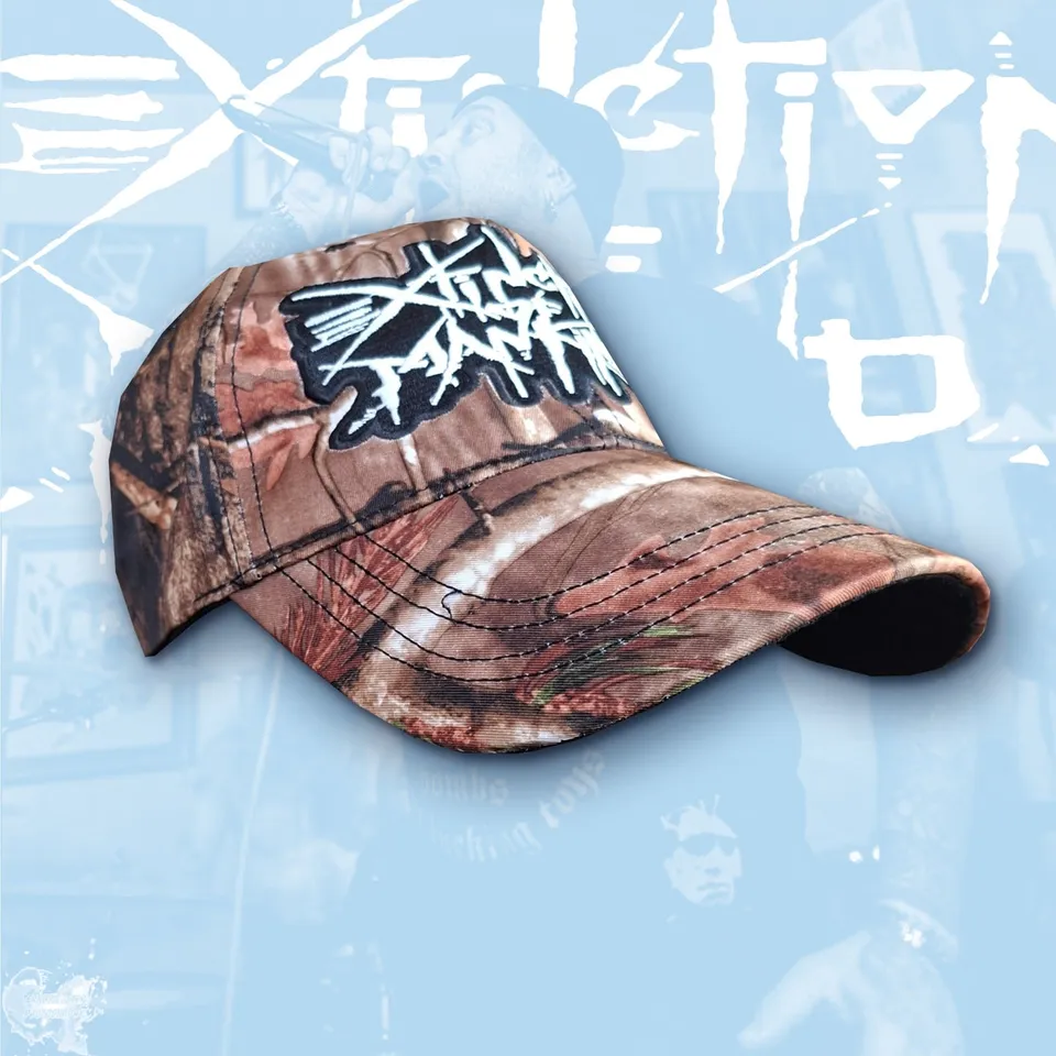 extinction-of-mankind-logo-casquette-baseball-camo-leaf-phosphorescent image 1