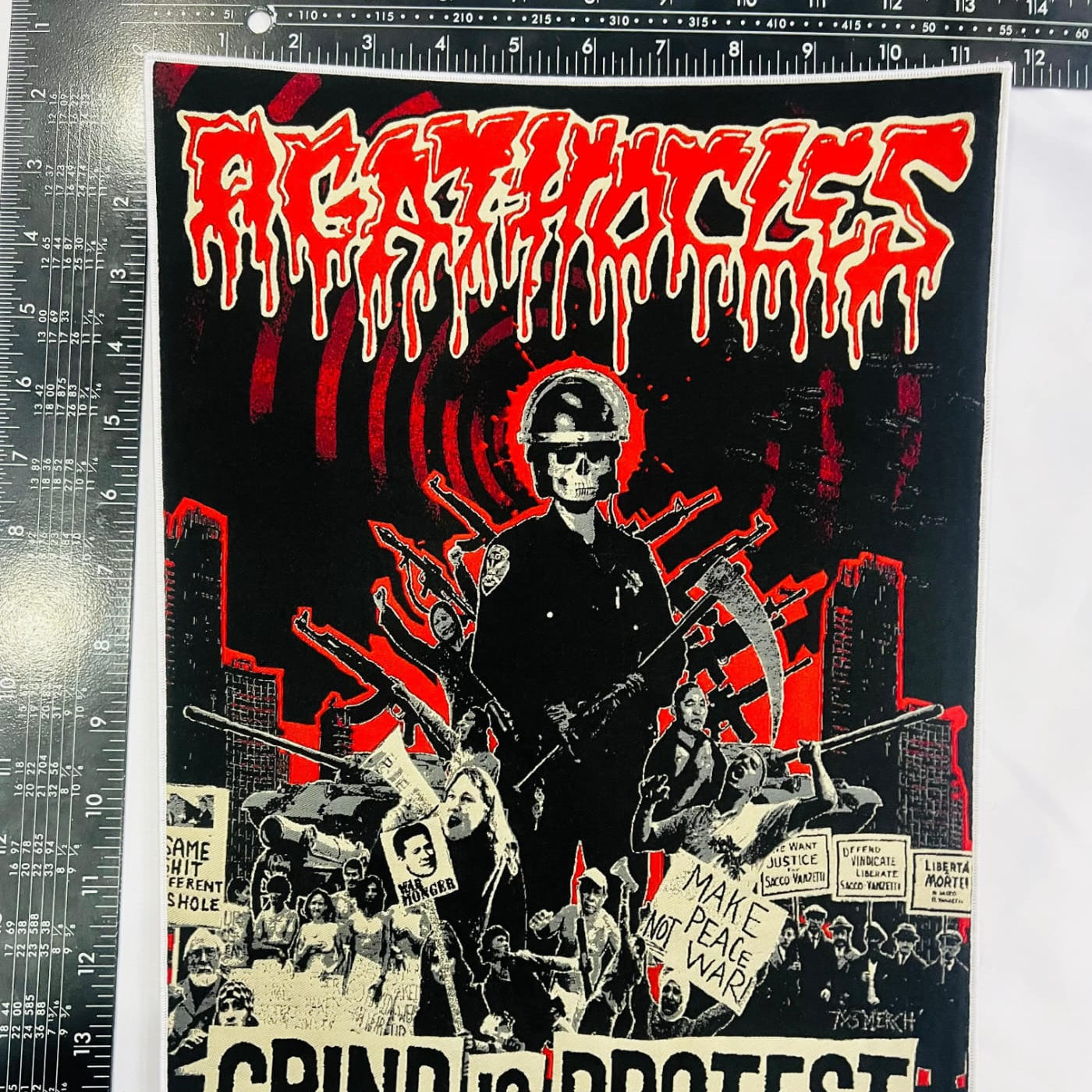 agathocles-grind-is-protest-backpatch-tiss-bordure-noire image 7