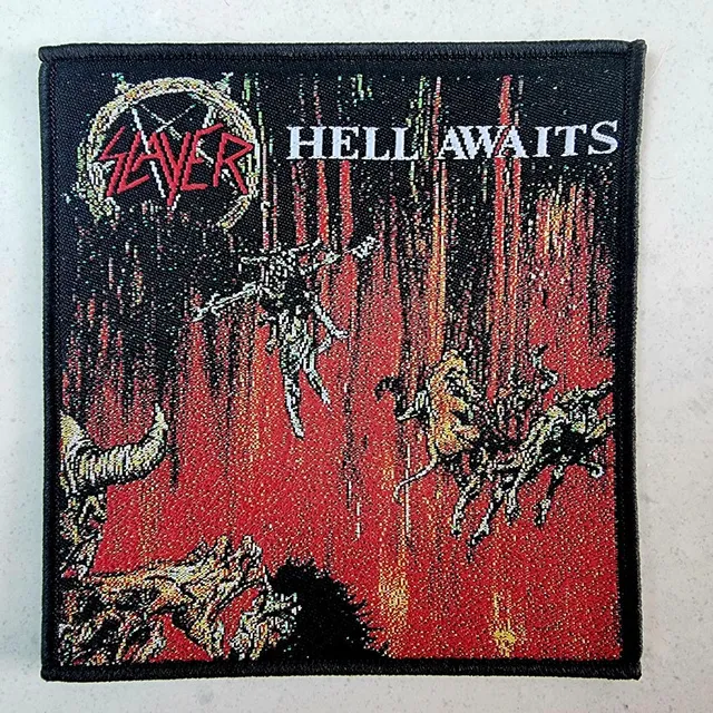 slayer-hell-awaits-petit-patch-tiss-coudre image 1