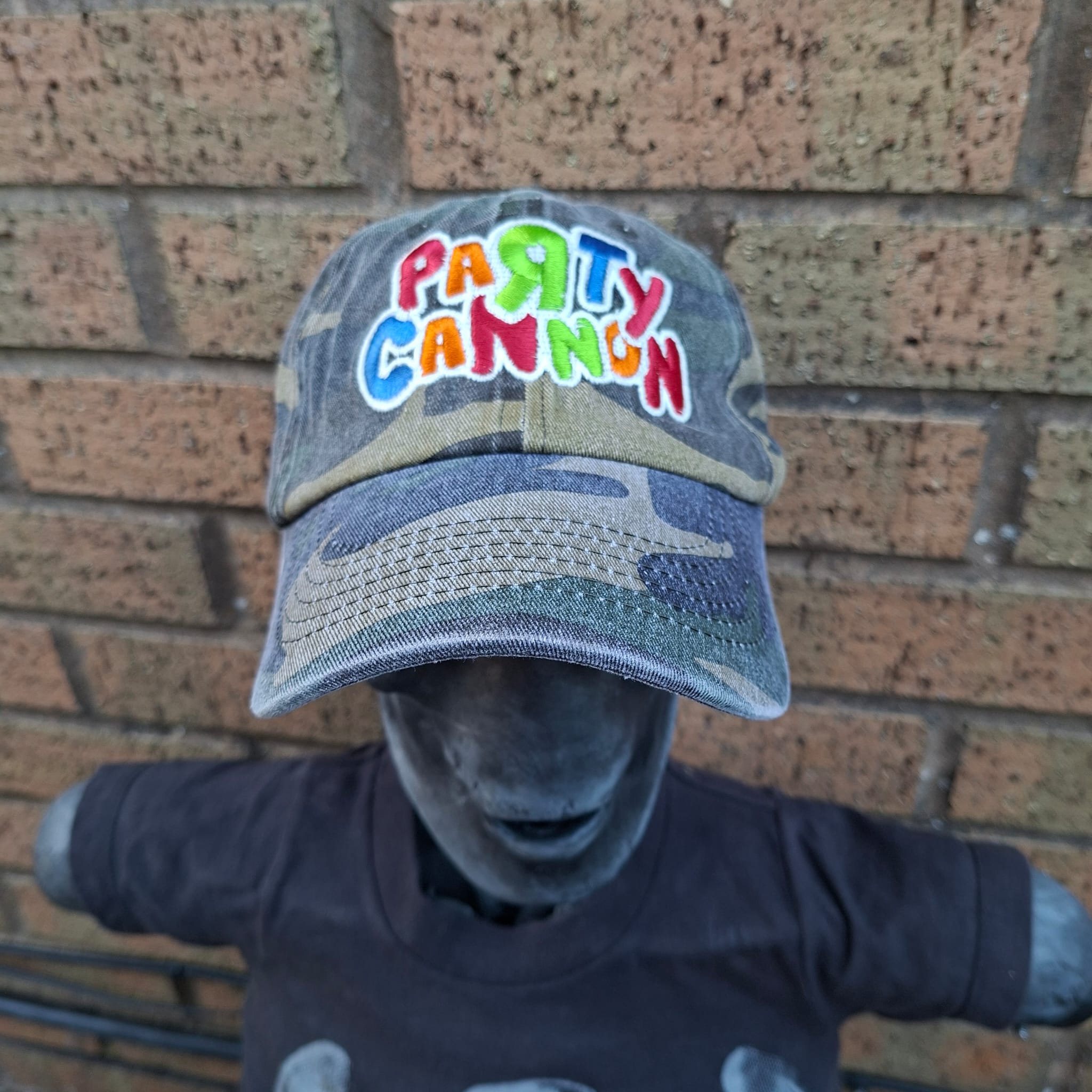 party-cannon-logo-glow-casquette-dad-cap-camo-vert image 3