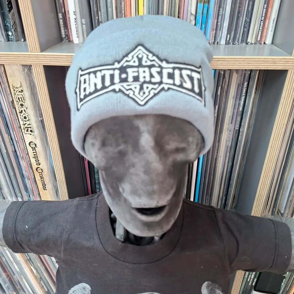 783punx-anti-fascist-bolt-thrower-beanie-bonnet-gris-phosphorescent image 1