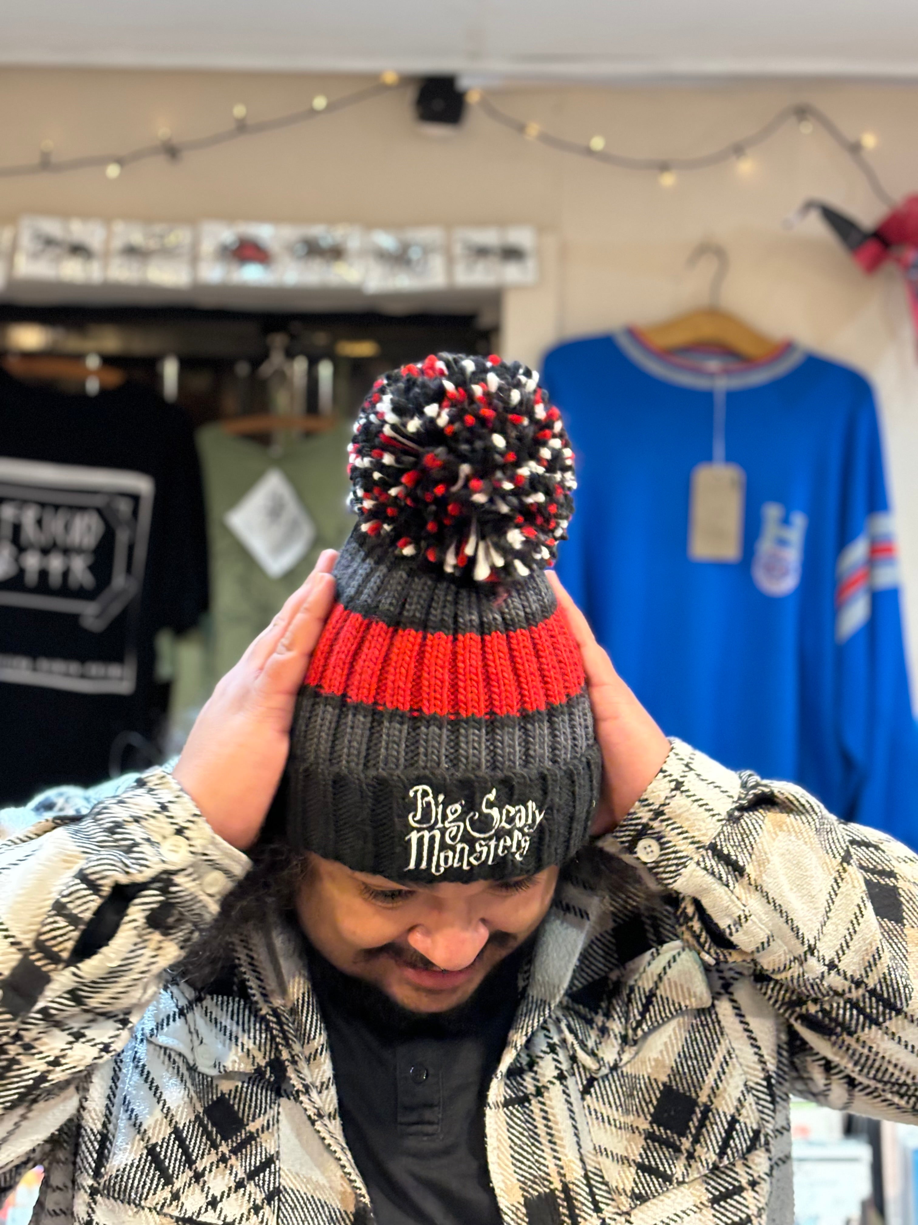 big-scary-monsters-bsm-bobble-hat-bonnet-ray-rouge image 4