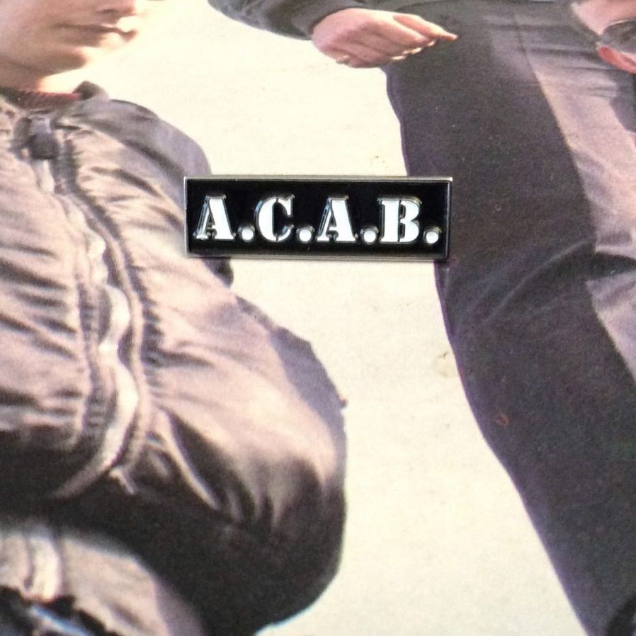 a-c-a-b-enamel-pin-petit-pins-mail-26-mm image 1